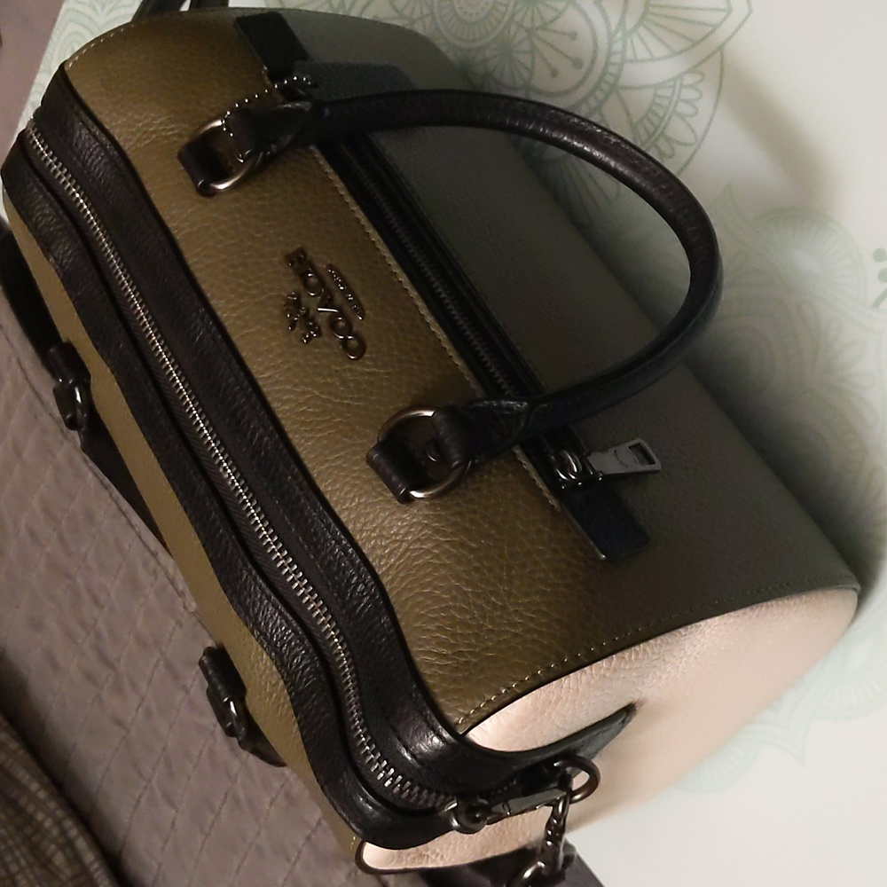 EUC Coach crossbody in color block green, white and black